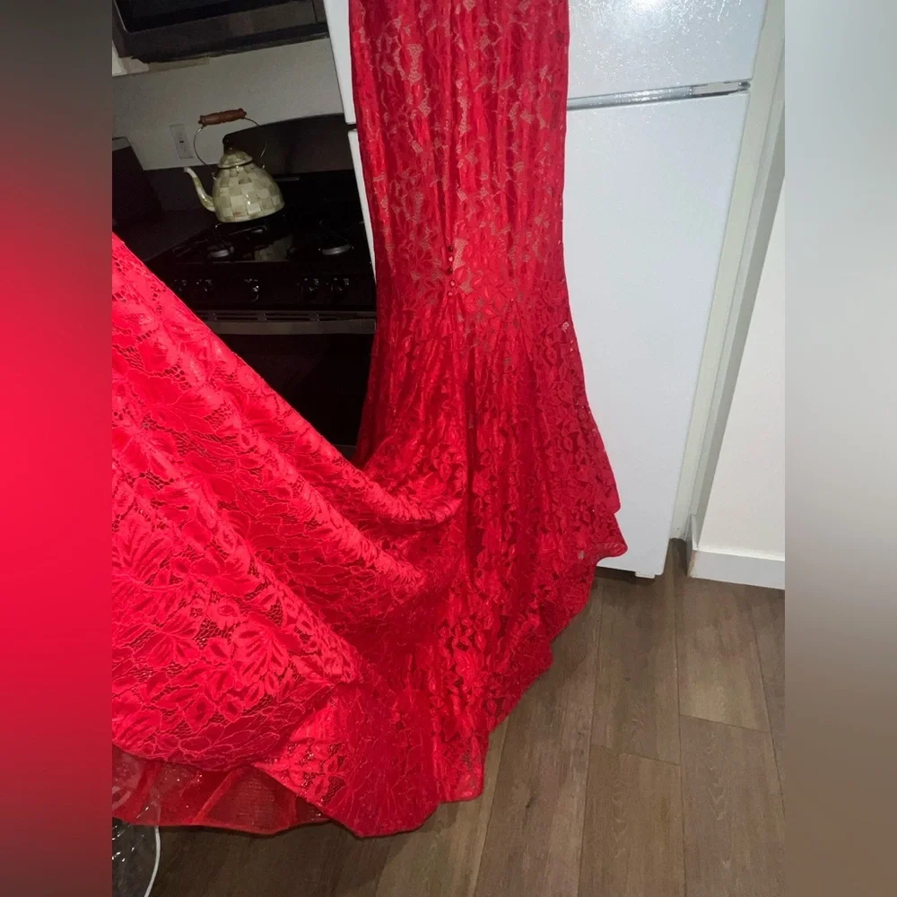 Tarik Ediz Gown - Picture 4 of 7